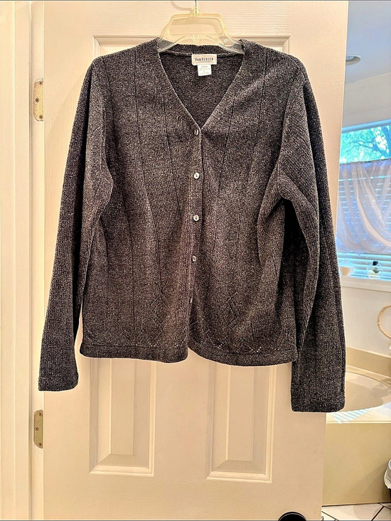 Van Heusen Sweaters - Van Heusen V-Neck Cardigan in Black & Gray Size Large
